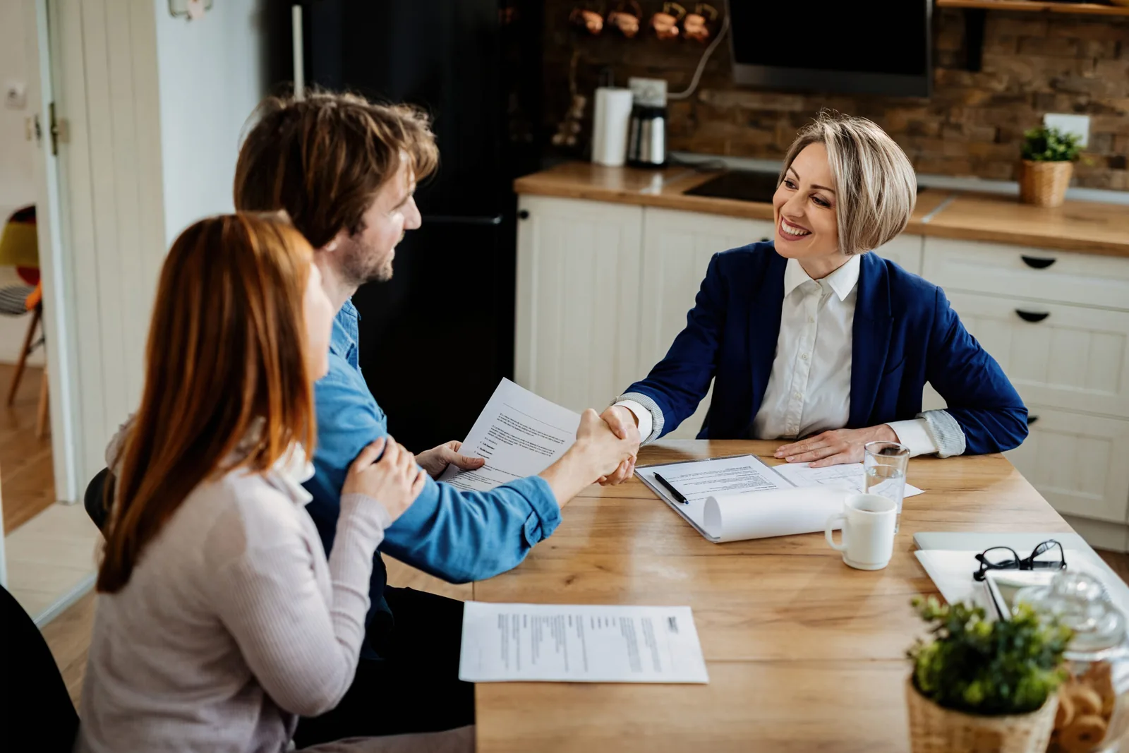 Leasehold Advisors: What They Do & When You Need One
